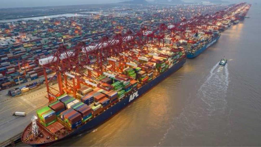  跨境贸易的无形围墙：一场关于碳排放的商业博弈 企业服务