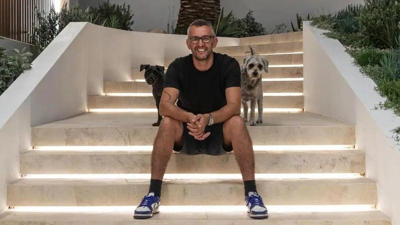  澳洲地产巨头预见AI风暴；豪宅主人选择全部清仓；两年后或能低价回购。 房产家居