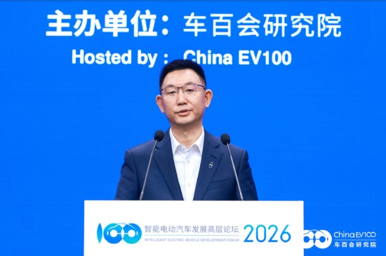 【深度拆解】问界百万用户的本质：一场关于智能安全的长期主义实践