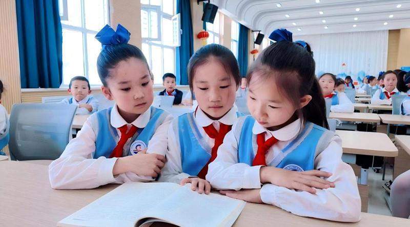  当作家走进课堂：一个让孩子爱上阅读的温暖故事 教育招生